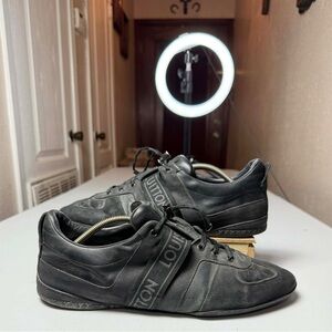 Louis Vuitton LV Monogram Sneakers Black Sneakers Shoes Sz 8.5 UK / 9.5 US